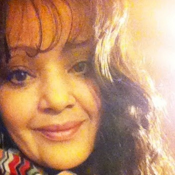 Meet your Posher, Angelique - Picture 1 of 1